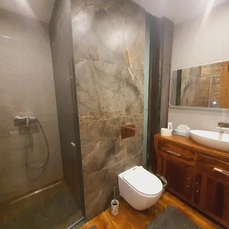 Michalowice Residence شقة